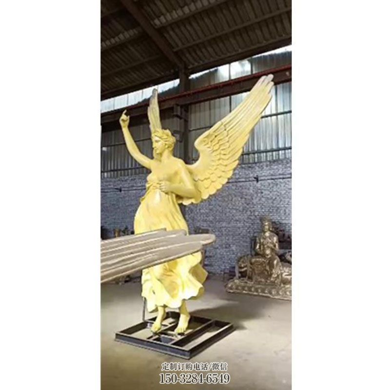 点击广场神话女神雕塑形象